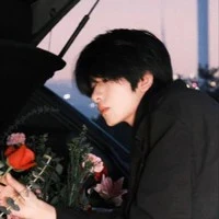 เซ็นเตอร์🕷️💗(นายเอก)