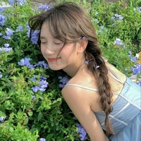 เอสเธอร์Esther{เพื่อนน.อ}💕
