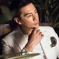 ทัชพล(พ่อ น.อ)