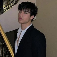 Robin (ml right hand)