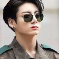 Jung-Kook • Teniente Coronel •
