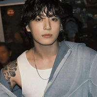 JUNGKOOK (A)
