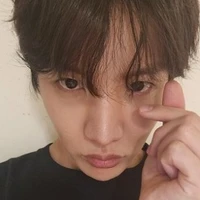jung hoseok (30 años)