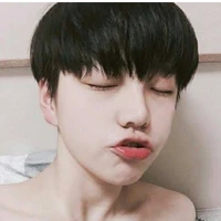 น่านฟ้า(นายเอก)