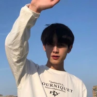 คิม(พ.น.ไวน์)