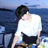 เกมส์//พี่ชายมีนา