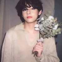 ~KIM TAEHYUNG/Ømêğą~