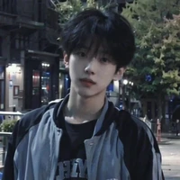 เจม เจม โอลี่(นายเอก)