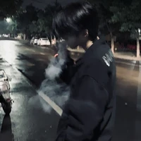 คิม (ลูกน้อง พ.อ)