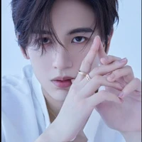 สกาย(พ่อพระเอก)