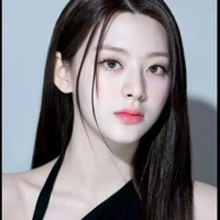 หญิง(แม่นายเอก)