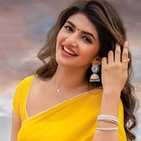 Roohi Singhania-fl