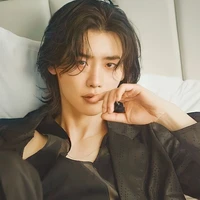 Lee jong suk