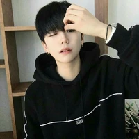 บี เพื่ิอน นายเอก
