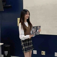 ไอวา[หัวหน้าห้อง]