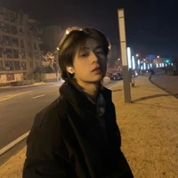 มาร์ค(น้องชายนางเอก)