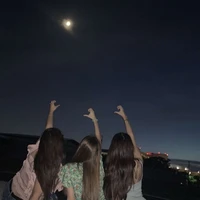 สามสาว