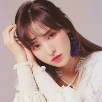 Wendy hwang ( D )