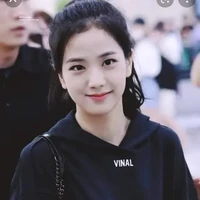 jisoo hwang ( D )