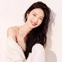 joy hwang ( D )