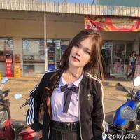 พลอย