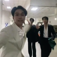 ฮัลโหลโบ๋นี่โก๋เอง!