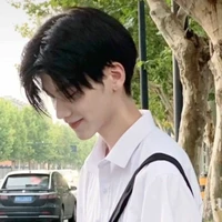 บลู