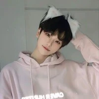 ฟาริน//นายเอก😸😈🍮