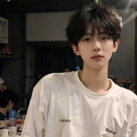 เรนจิ นภัทรเชษฐ์(นายเอก)