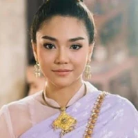 แม่พลอย ลูกคนรอง