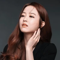 Park Bo-Young(O)