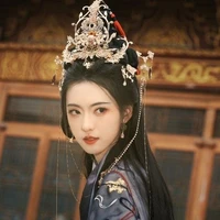 เสียนเยวี่ยน(มือซ้ายน.อ)​