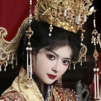 แม่พระเอก เทียนฮวน