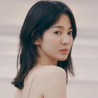 ดา[เเม่พระเอก]