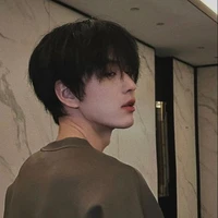 แม็กซิม<พ.อ>