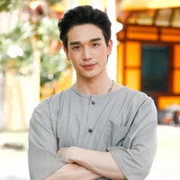 พระเอก  ดิน