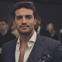 Charlie middleton(fl dad)
