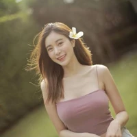 หนิง(นางเอก)