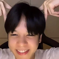 พีม(แฝดพี่)