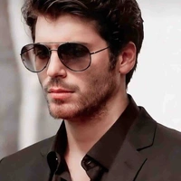 Liam Lombard/Geo PA and right hand /bff