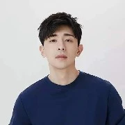 เย่าหยาง(พระเอก)