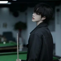 ลีเซล:พ.อ/ราชาแวมไพร์คนกลาง