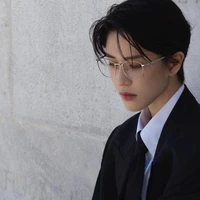 เตอร์🧐{ พ่อ น.อ }