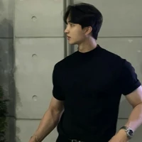 เซฟ (มือขวาพอ.)