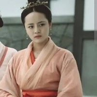 หลินเออสาวใช่ไปหรง