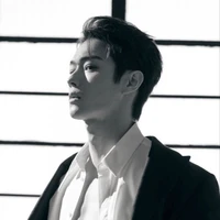 เมฆ ป๊าของ[น.อ]