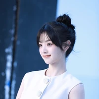 อันเยว่(นางเอก)