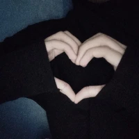 Aumthor LuvLuv