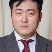 Lee Jun-hyeok / Manager