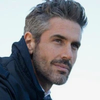 Román Grey